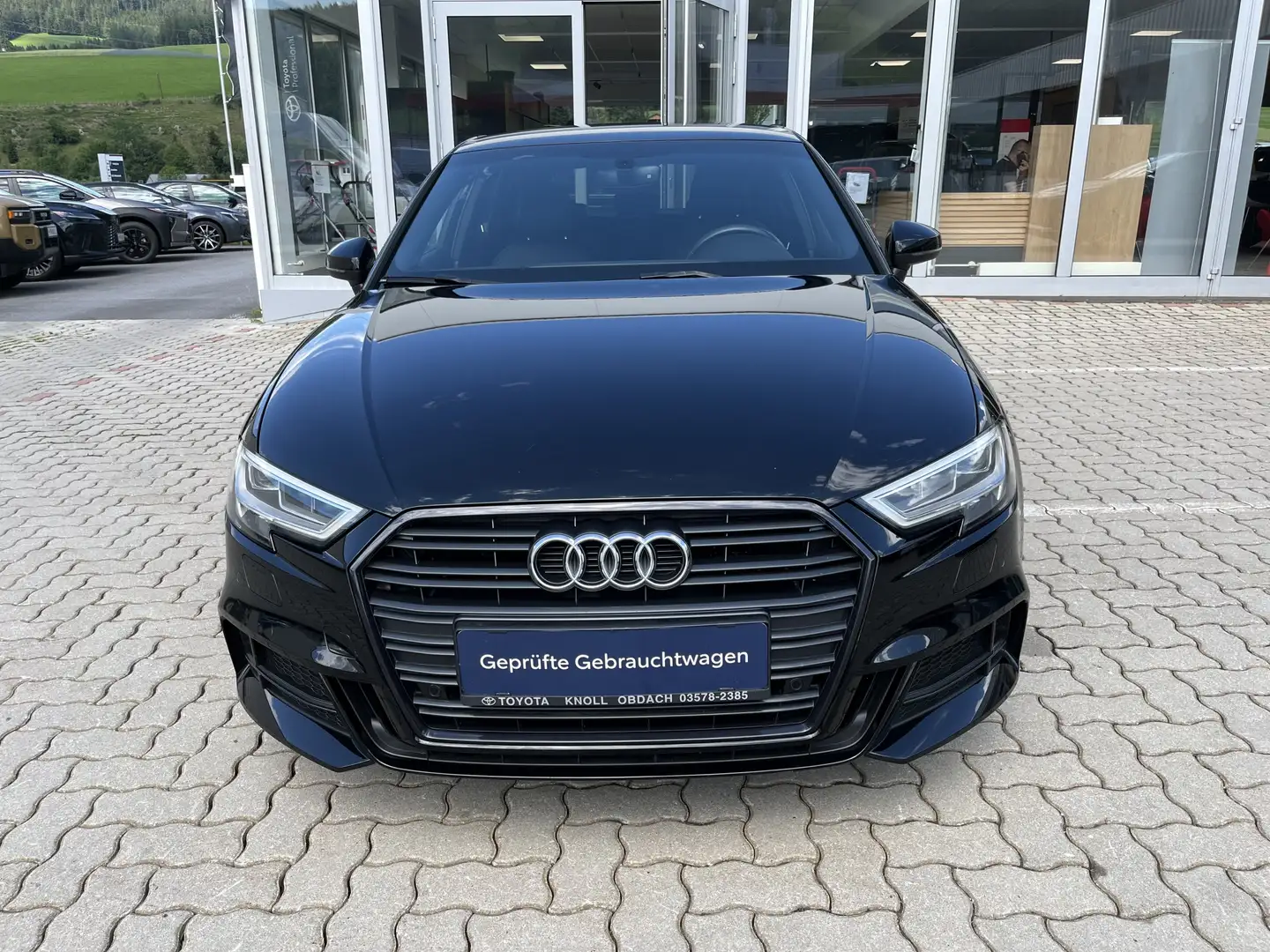 Audi A3 Sportback 30 1,6 TDI Design Schwarz - 2