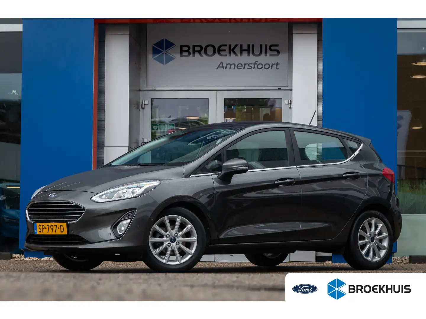 Ford Fiesta 1.0 EcoBoost Titanium | Schuif/kantel panorama dak Grijs - 1
