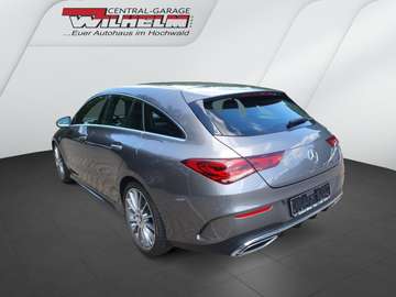 Fotografie 4 des Mercedes-Benz CLA 220 d Shooting Brake AMG LINE Business