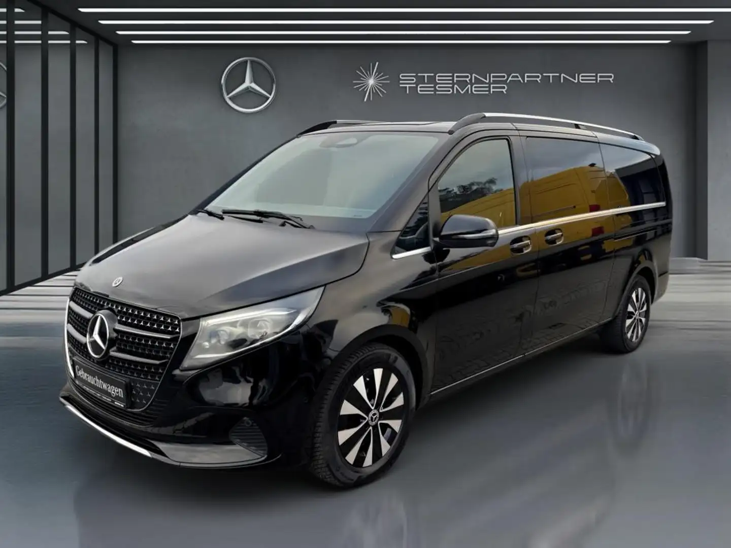 Mercedes-Benz V 300 d AVANTGARDE Extralang Leather+8-Seats Schwarz - 1