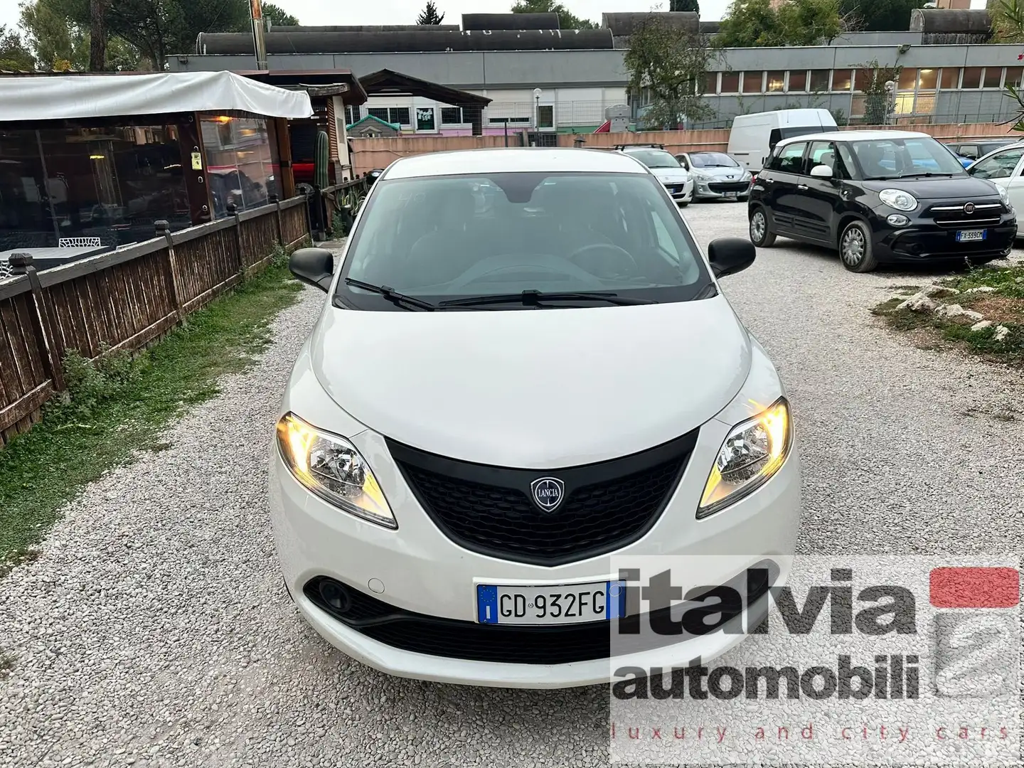 Lancia Ypsilon Ypsilon 1.0 IBRIDA SILVER 12MESI GARANZIA AZIENDA Wit - 2