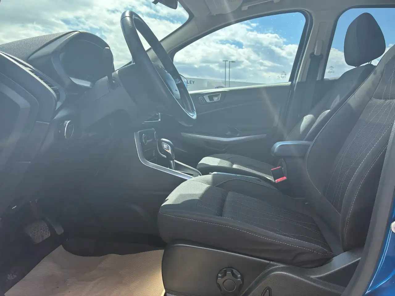 Ford EcoSport снимка Ford EcoSport