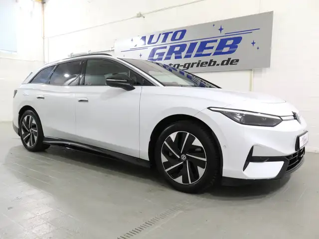 Volkswagen ID.7 Pro 210 kW, LED, AHK, Wärmepumpe, ACC, 360°