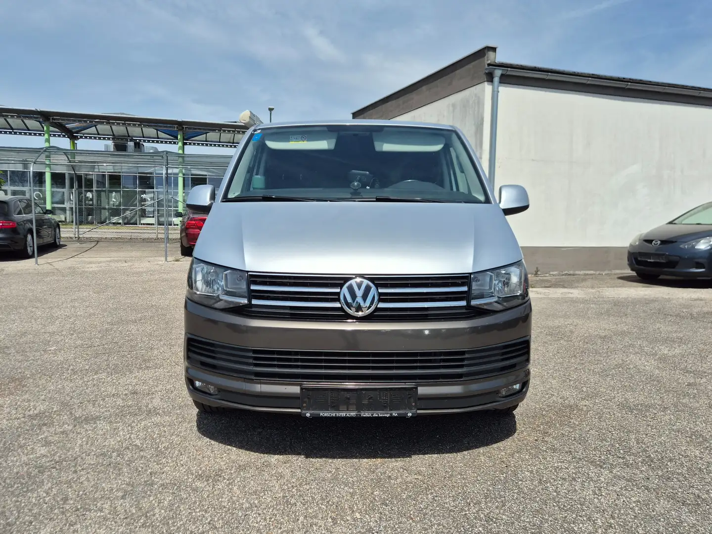 Volkswagen T6 Silber - 2