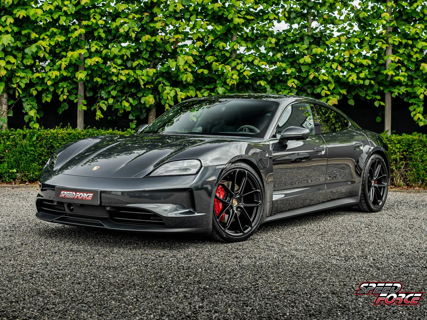 porsche taycan