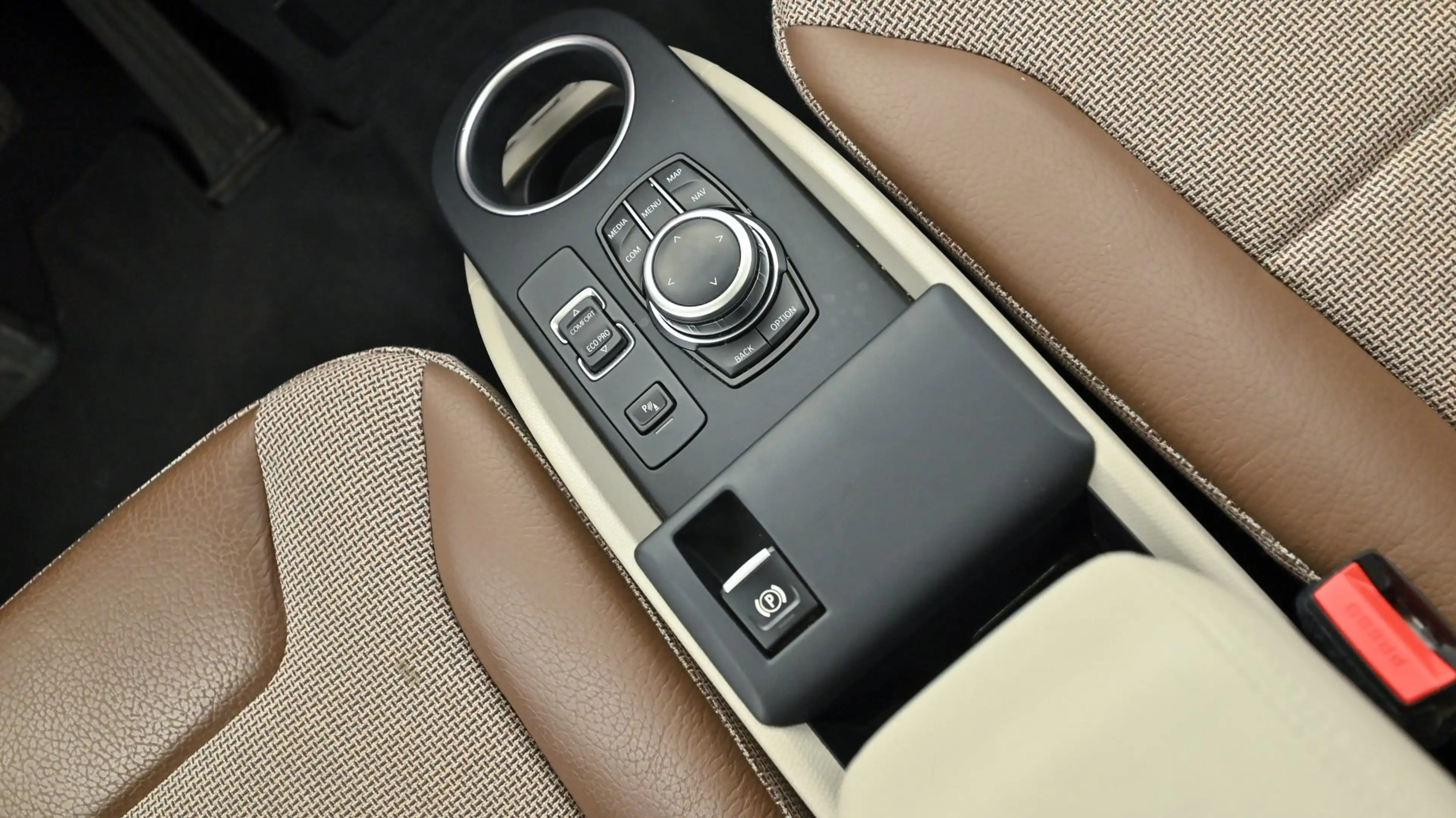 BMW i3 i01 — photo 14