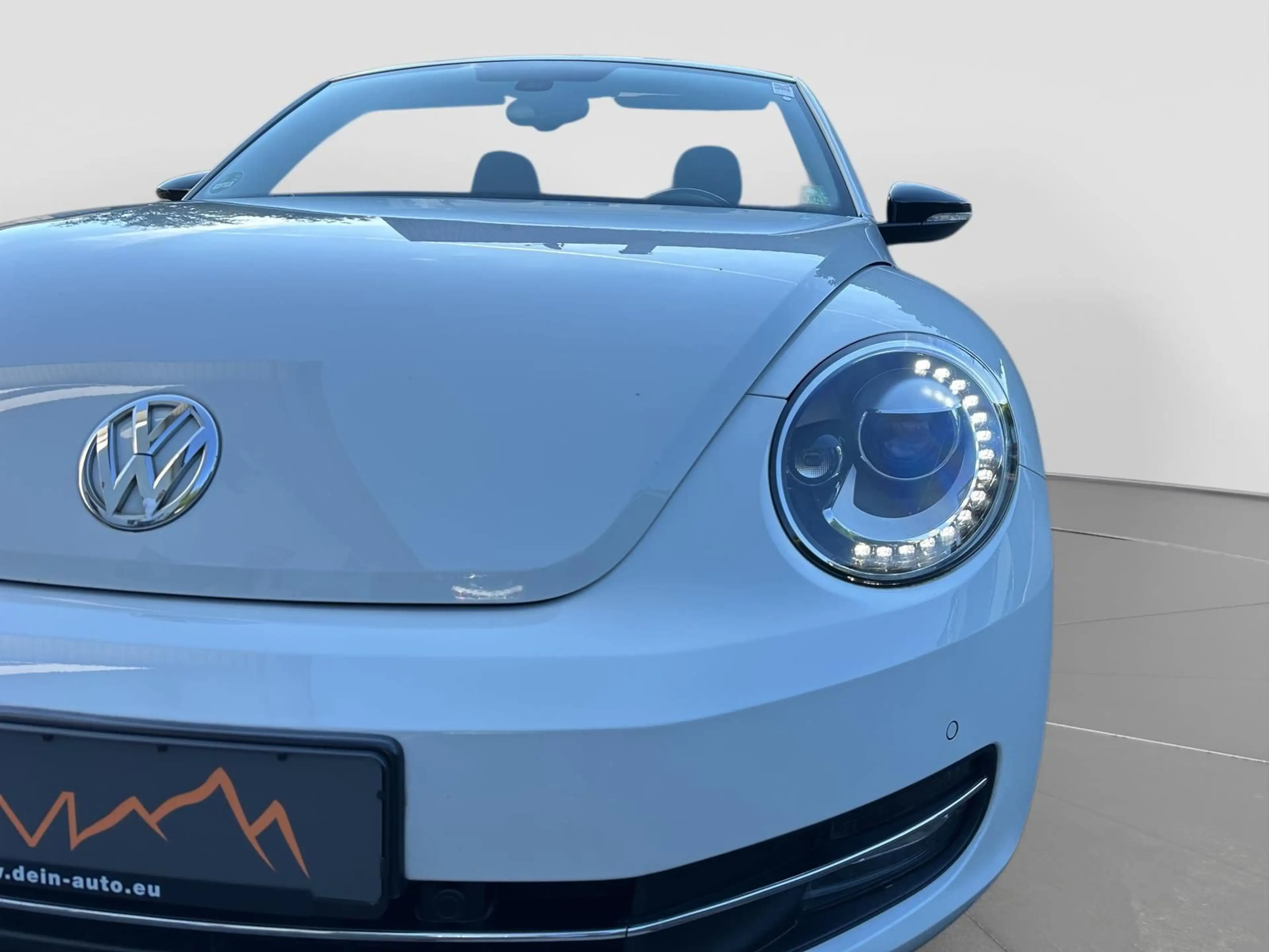 Volkswagen Beetle 1.2 TSI Club Xenon Navi Sitzheizung — photo 22