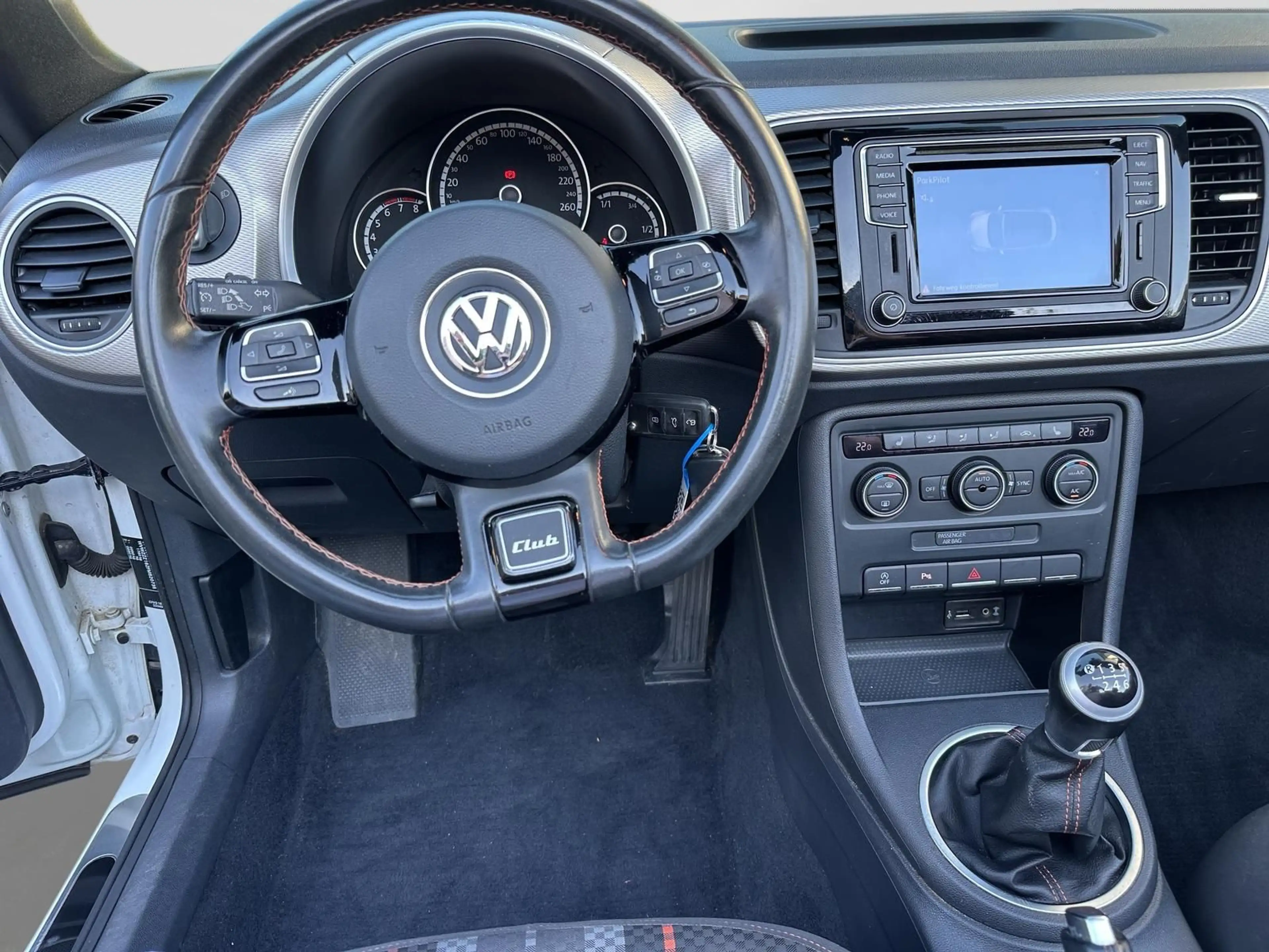 Volkswagen Beetle 1.2 TSI Club Xenon Navi Sitzheizung — photo 15