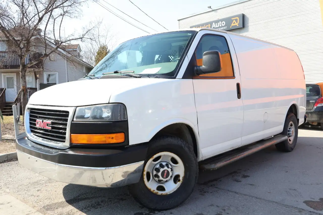 GMC Savana снимка GMC Savana