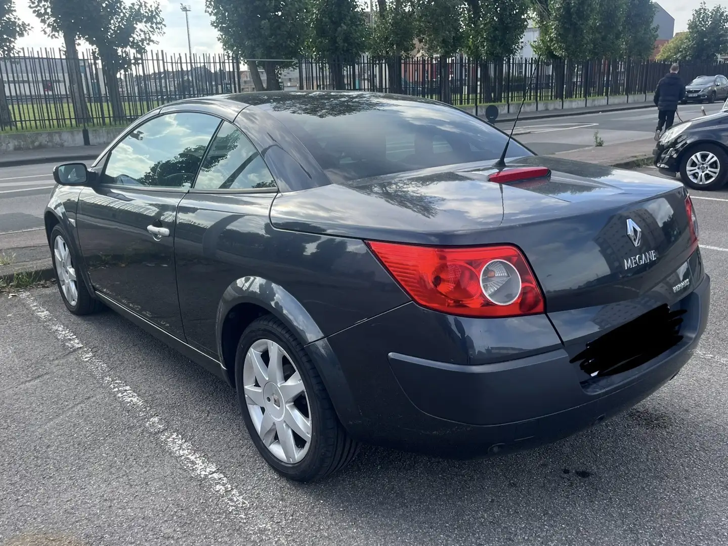 Renault Megane Mégane CC 1.9 dCi 120 Luxe Dynamique - 2