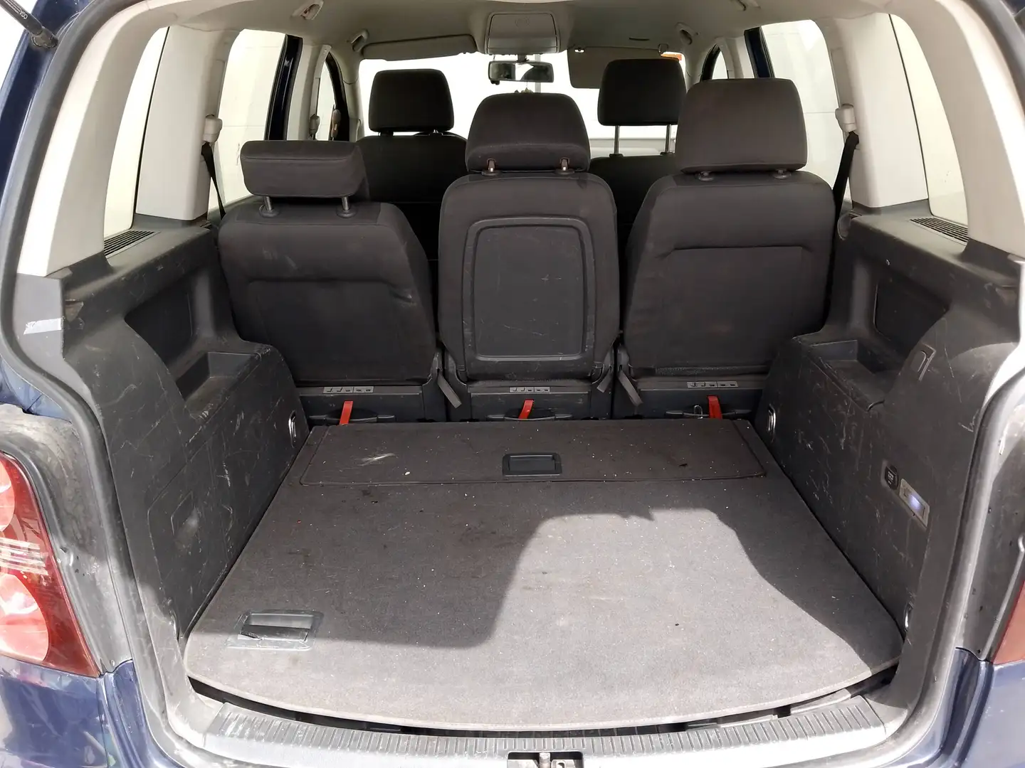 Volkswagen Touran Touran 2.0TDI Highline Highline Azul - 2