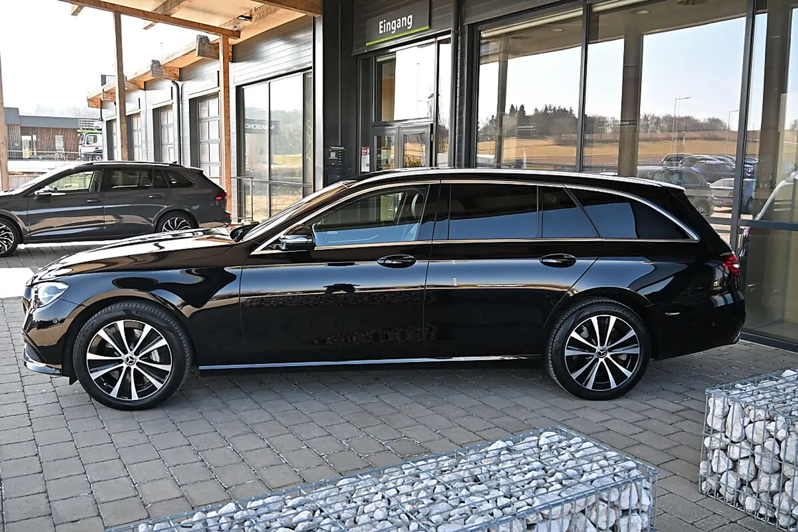 Mercedes-Benz E 300 de PHEV T 4Matic Aut. ACC, LED, Spurhalte, Totw... Schwarz - 2