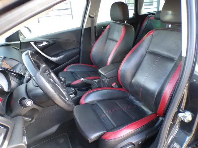 Opel Astra view 9