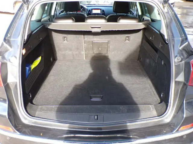 Opel Astra view 7
