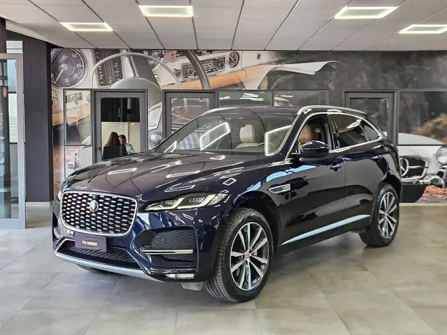 Jaguar F-Pace 2.0d i4 mhev  HSE awd 204cv auto - IVA ESPOSTA