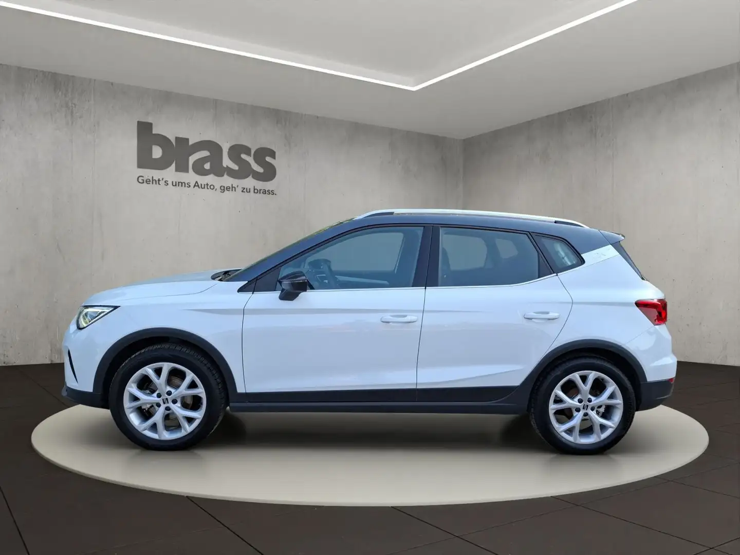 SEAT Arona 1.0 TSI FR Allwetterreifen Navigation Ambi Weiß - 2