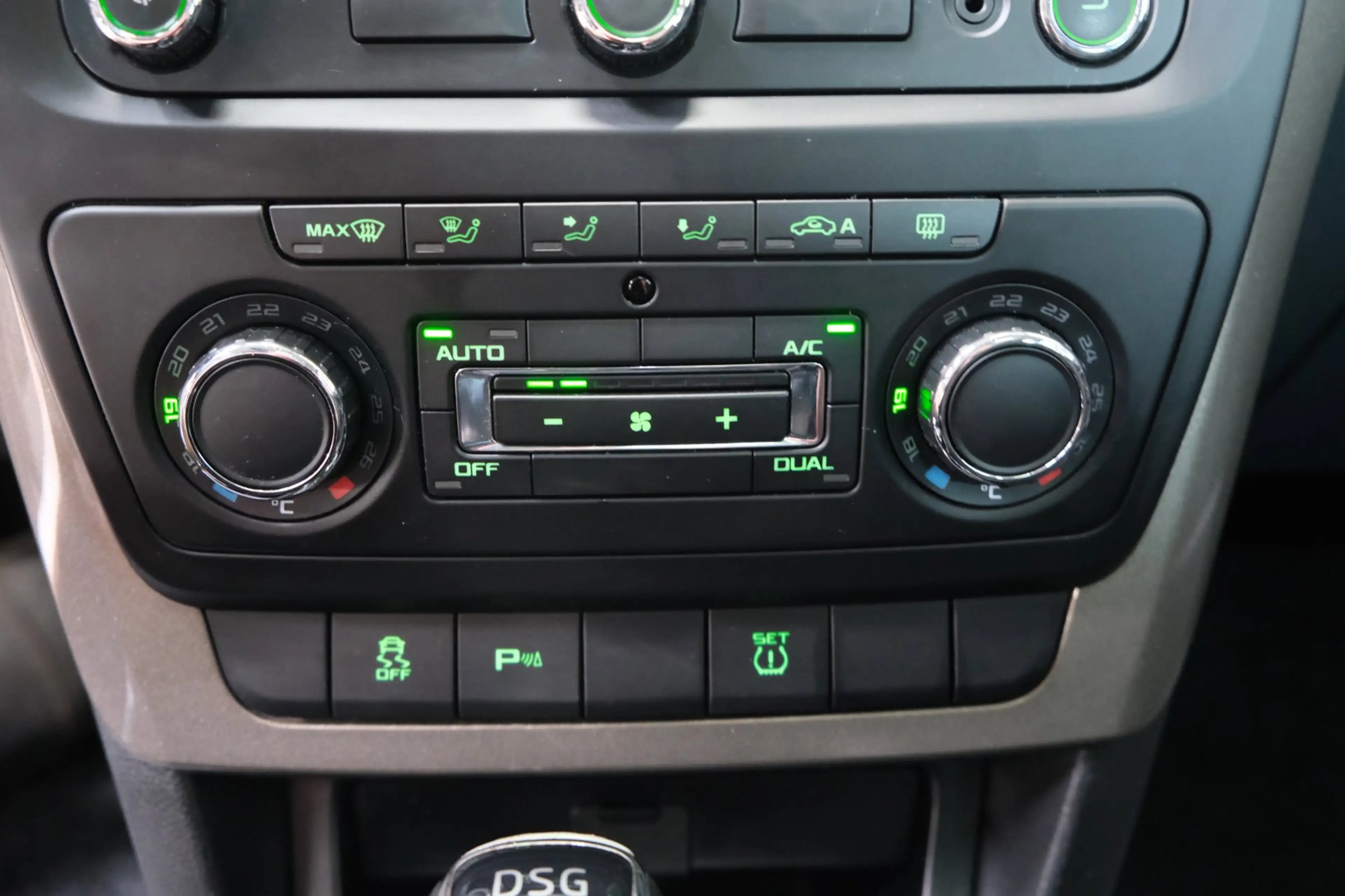 Skoda Yeti Outdoor 1.4 TSI Elegance Automaat — photo 22