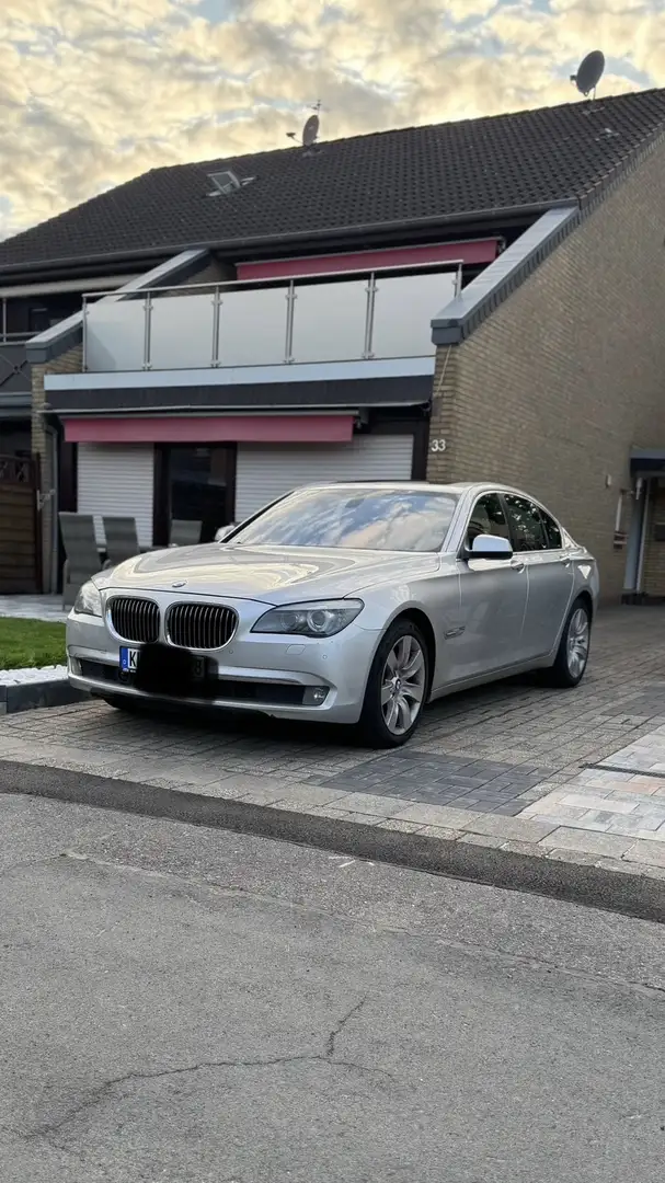 BMW 730 730d - 2