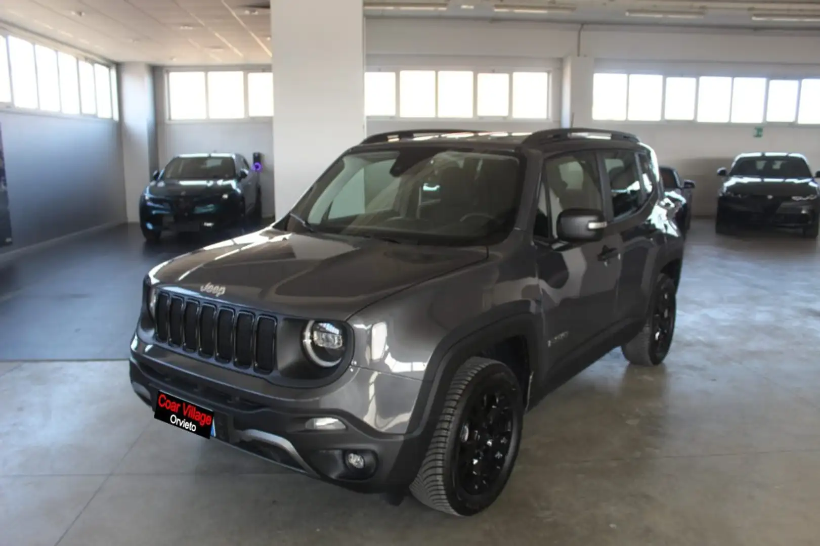Jeep Renegade 1.3 T4 240 CV PHEV 4xe AT6 Overland Grigio - 1