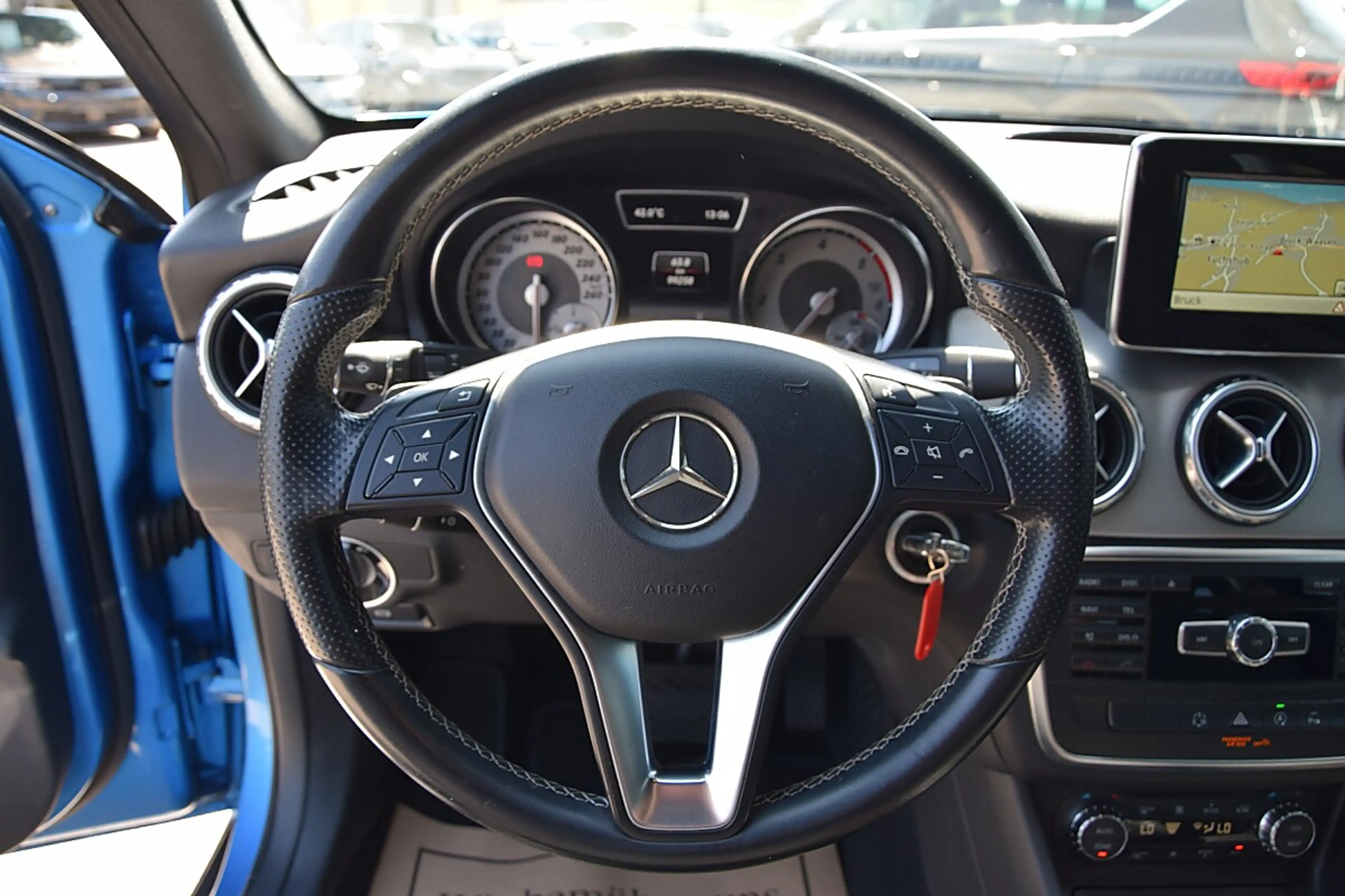 Mercedes-Benz GLA 180 CDI *Urban-Paket* — photo 7