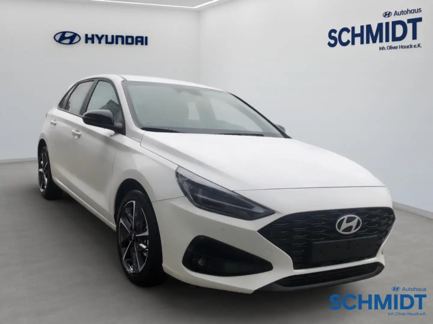 Hyundai i30 Advantage 48v1.5 T-GDI Navi Kamera LED Apple CarPl Weiß - 2