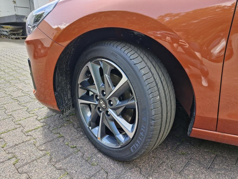 Hyundai i30 Advantage 1.0 T-GDI Navi+Kamera+SHZ+LED — photo 7