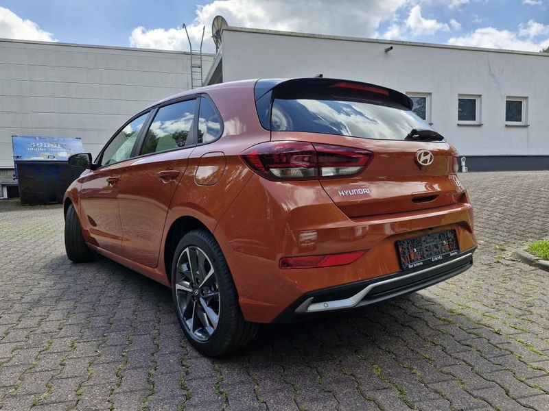 Hyundai i30 Advantage 1.0 T-GDI Navi+Kamera+SHZ+LED — photo 5