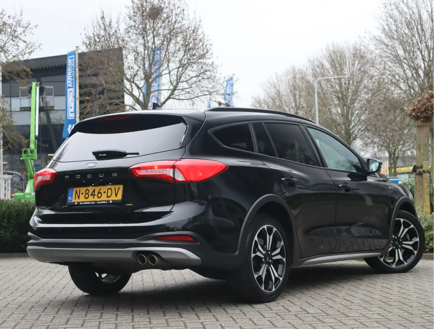 Ford Focus Wagon 1.5 EcoBoost Active X Business / Automaat / Zwart - 2