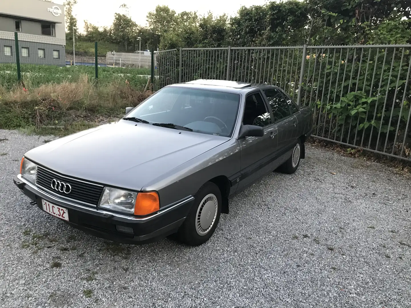 Audi 100 2.2 CD Srebrny - 2