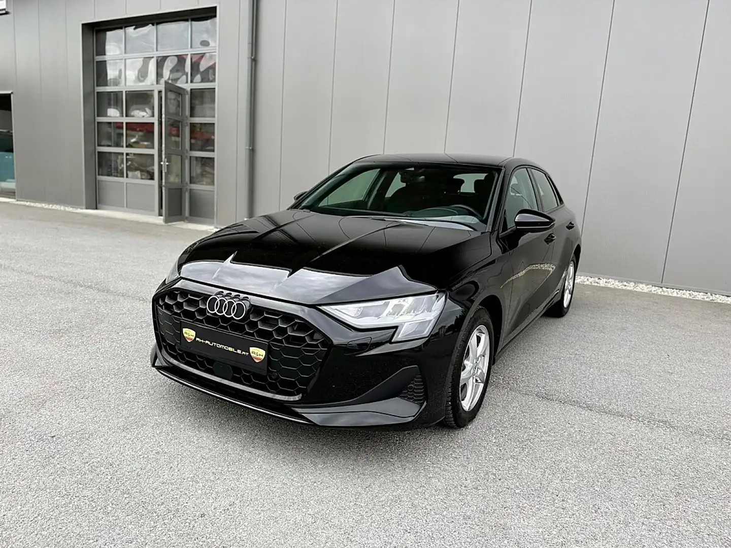 Audi A3 SB 30 TFSI S-tronic Sportback Sportsitze, 8fach... Schwarz - 2