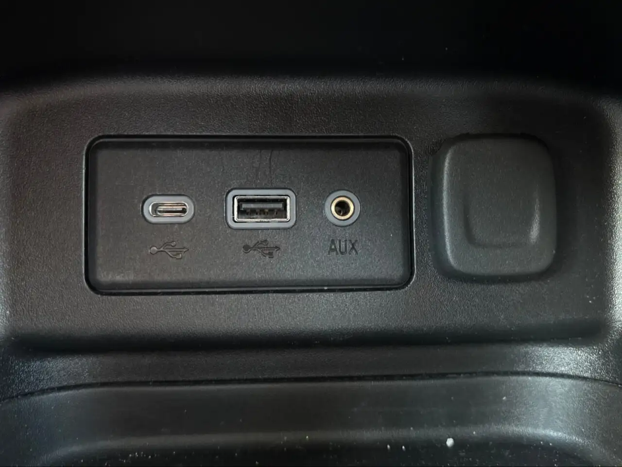 Chevrolet Equinox photo Chevrolet Equinox