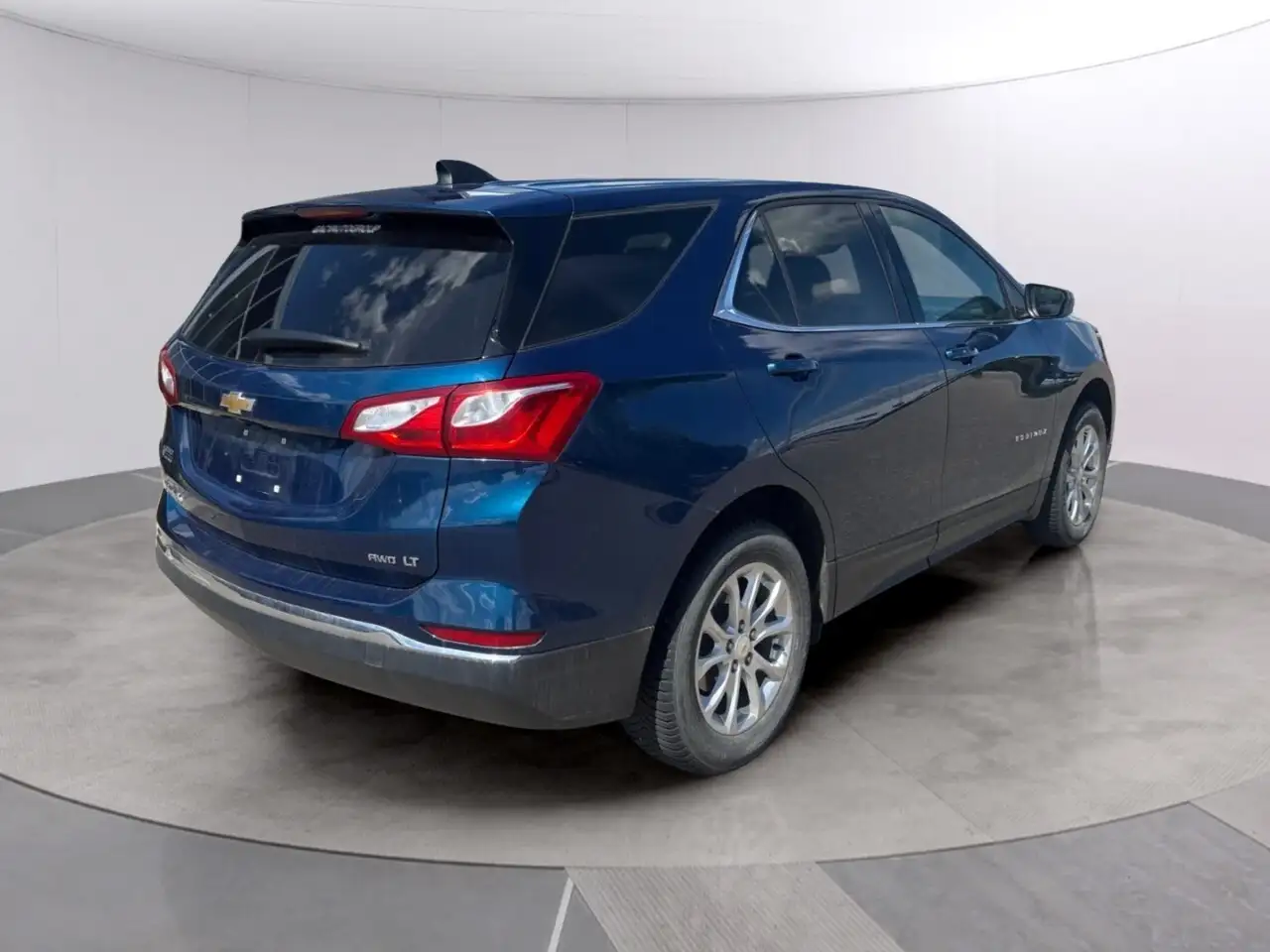 Chevrolet Equinox photo Chevrolet Equinox