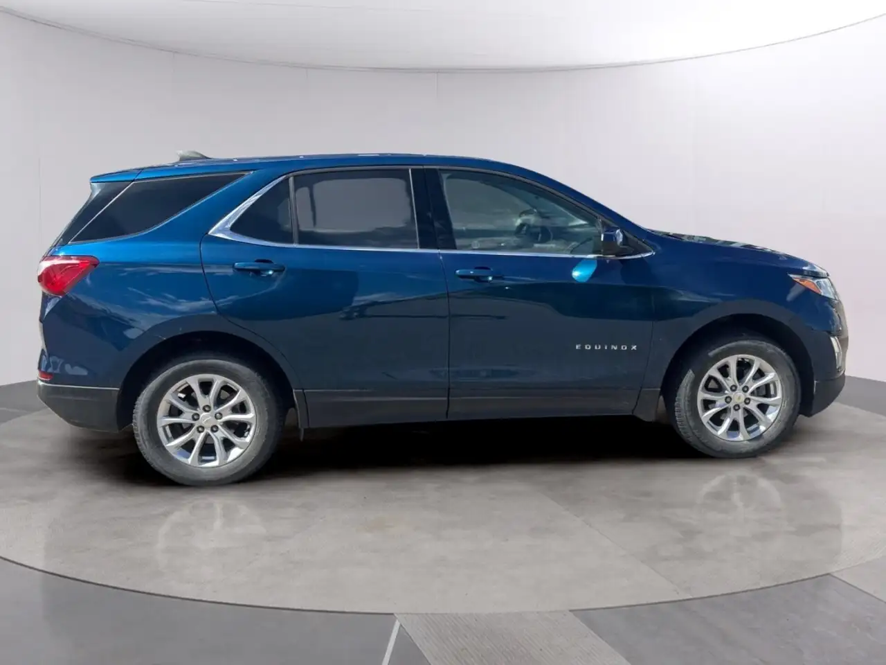 Chevrolet Equinox photo Chevrolet Equinox