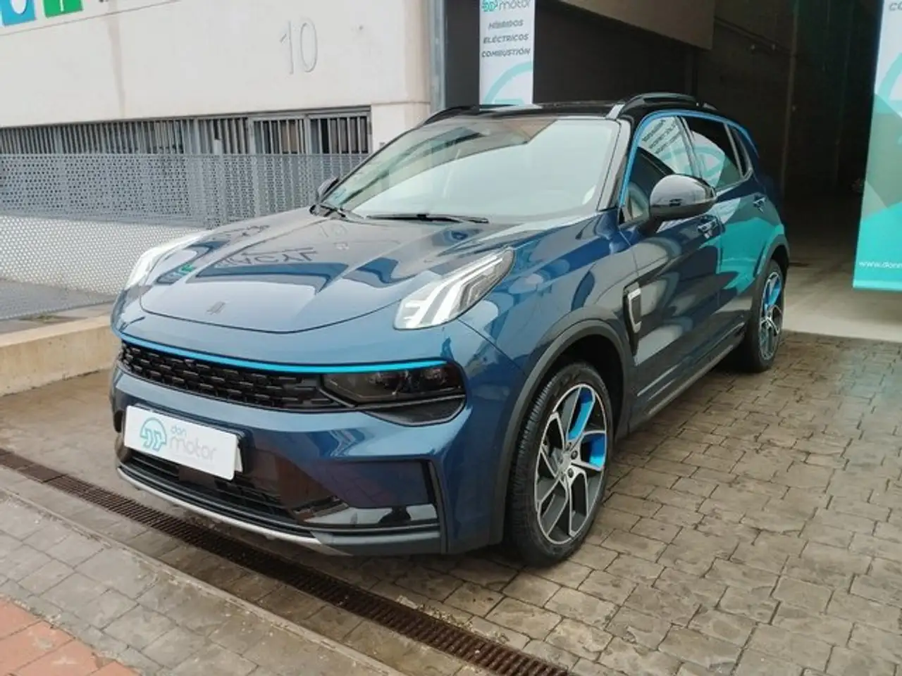 Lynk & Co 01 2022