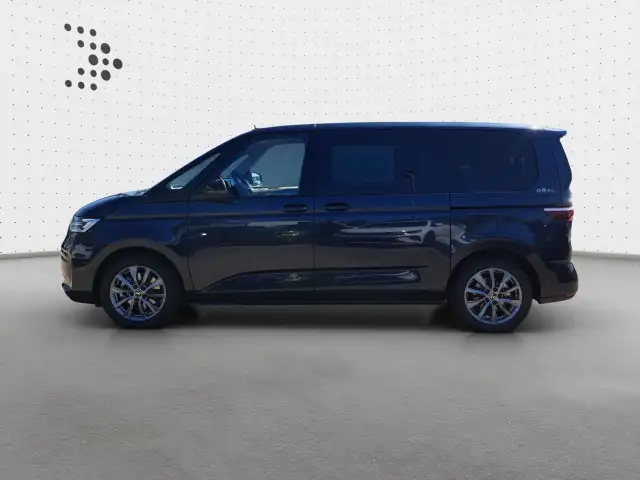 Volkswagen Multivan view 3