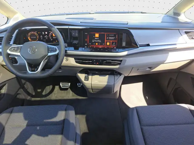 Volkswagen Multivan view 6