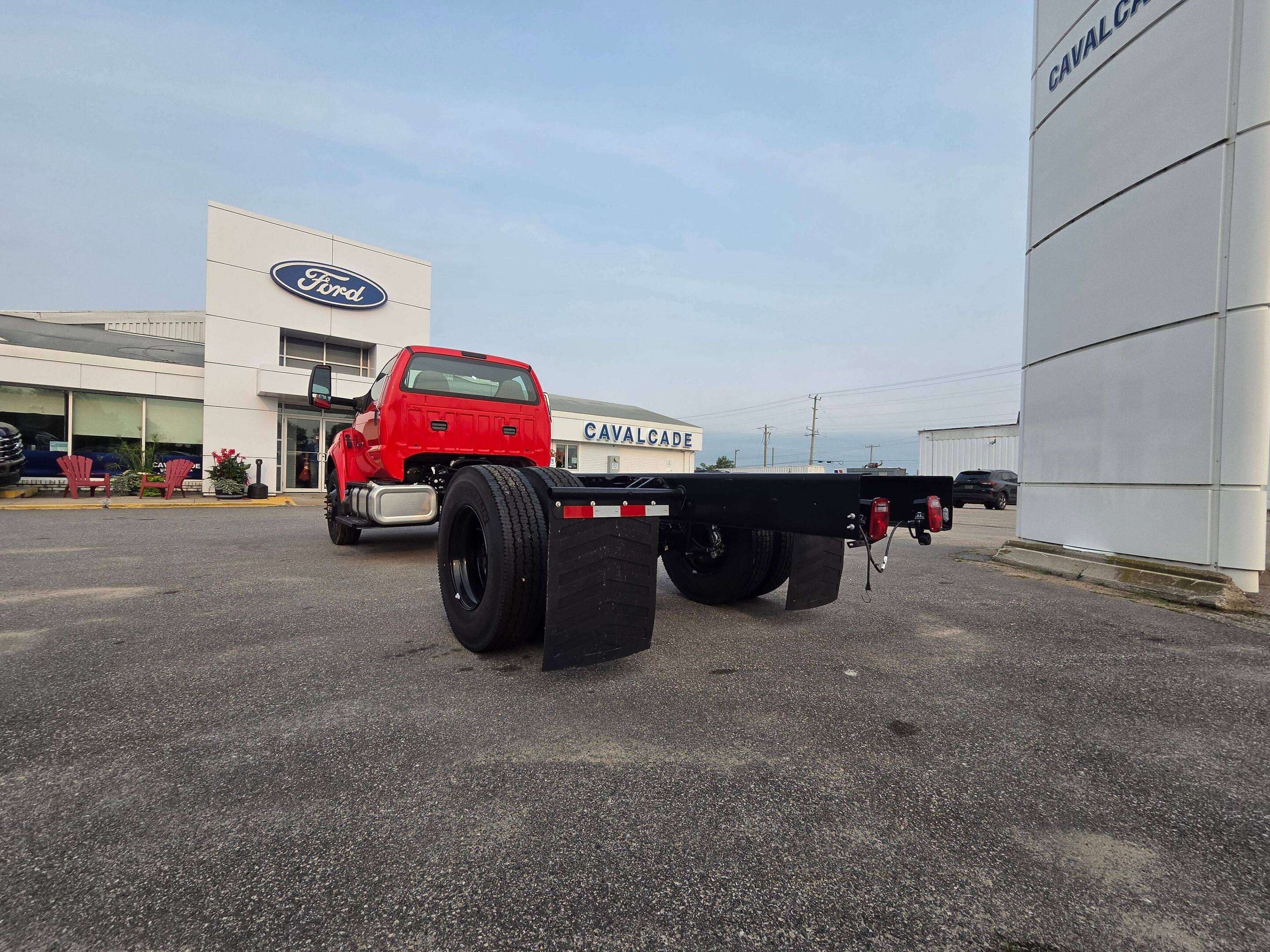 2025 Ford F-750 Super Duty