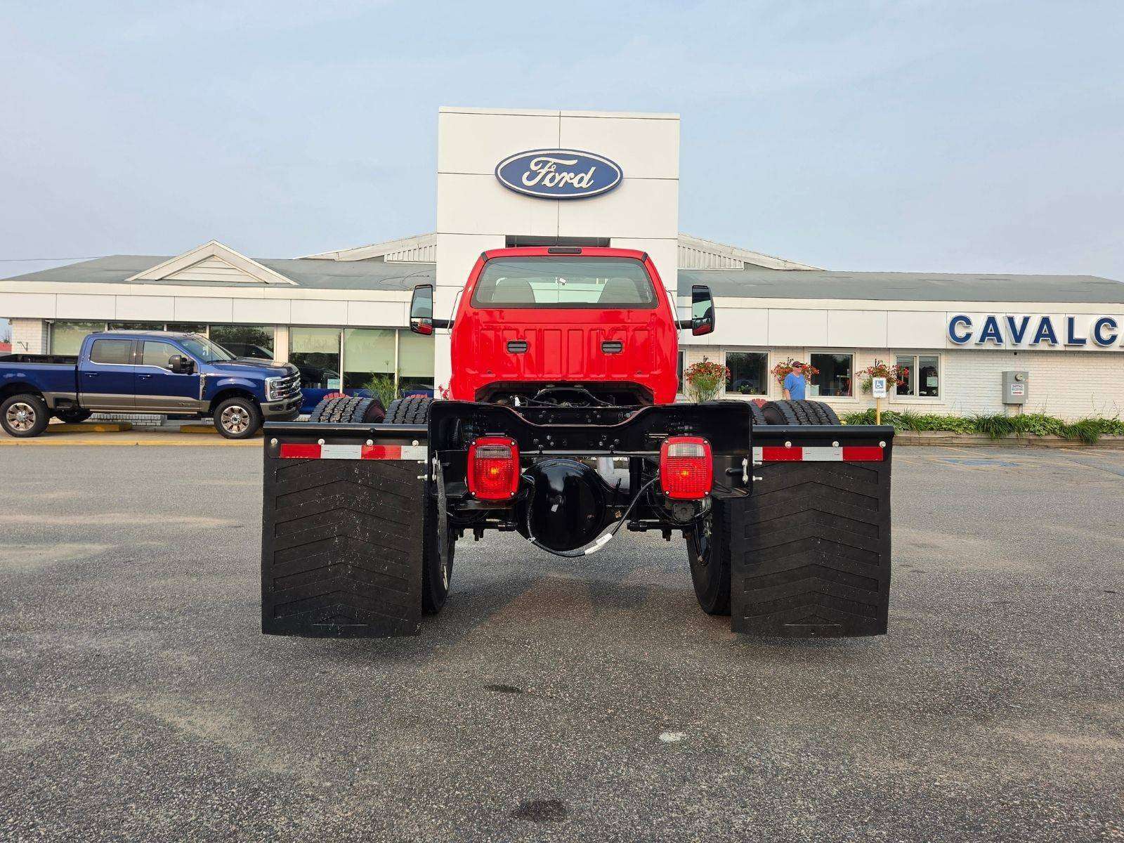 2025 Ford F-750 Super Duty