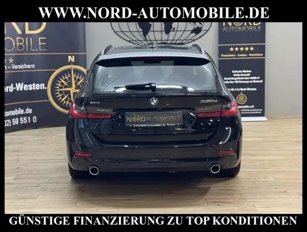 BMW 3 Series view 9