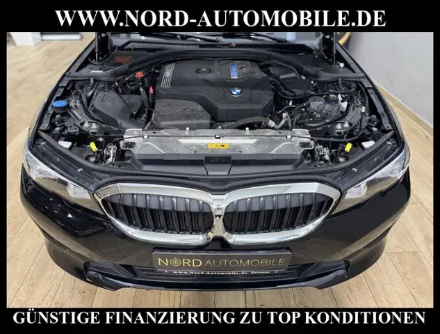 BMW 3 Series view 28