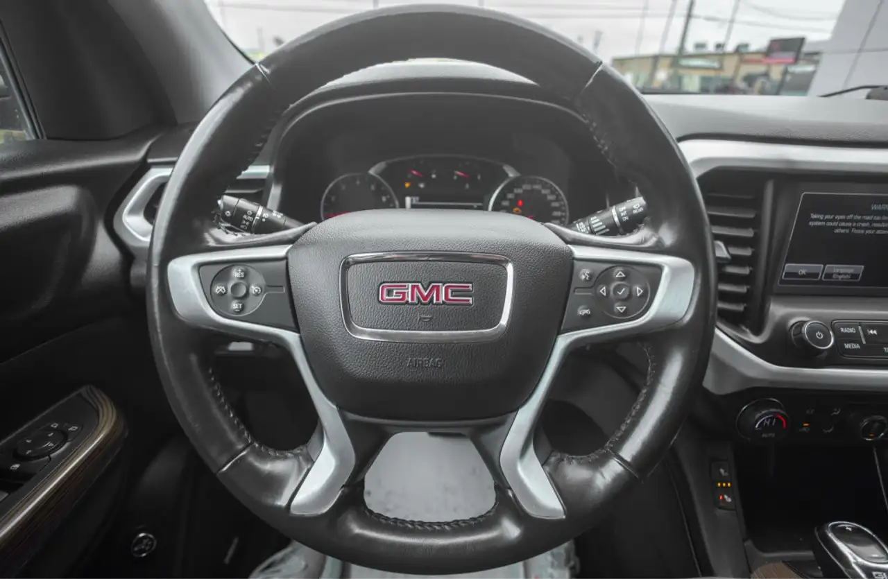 GMC Acadia fotografie GMC Acadia