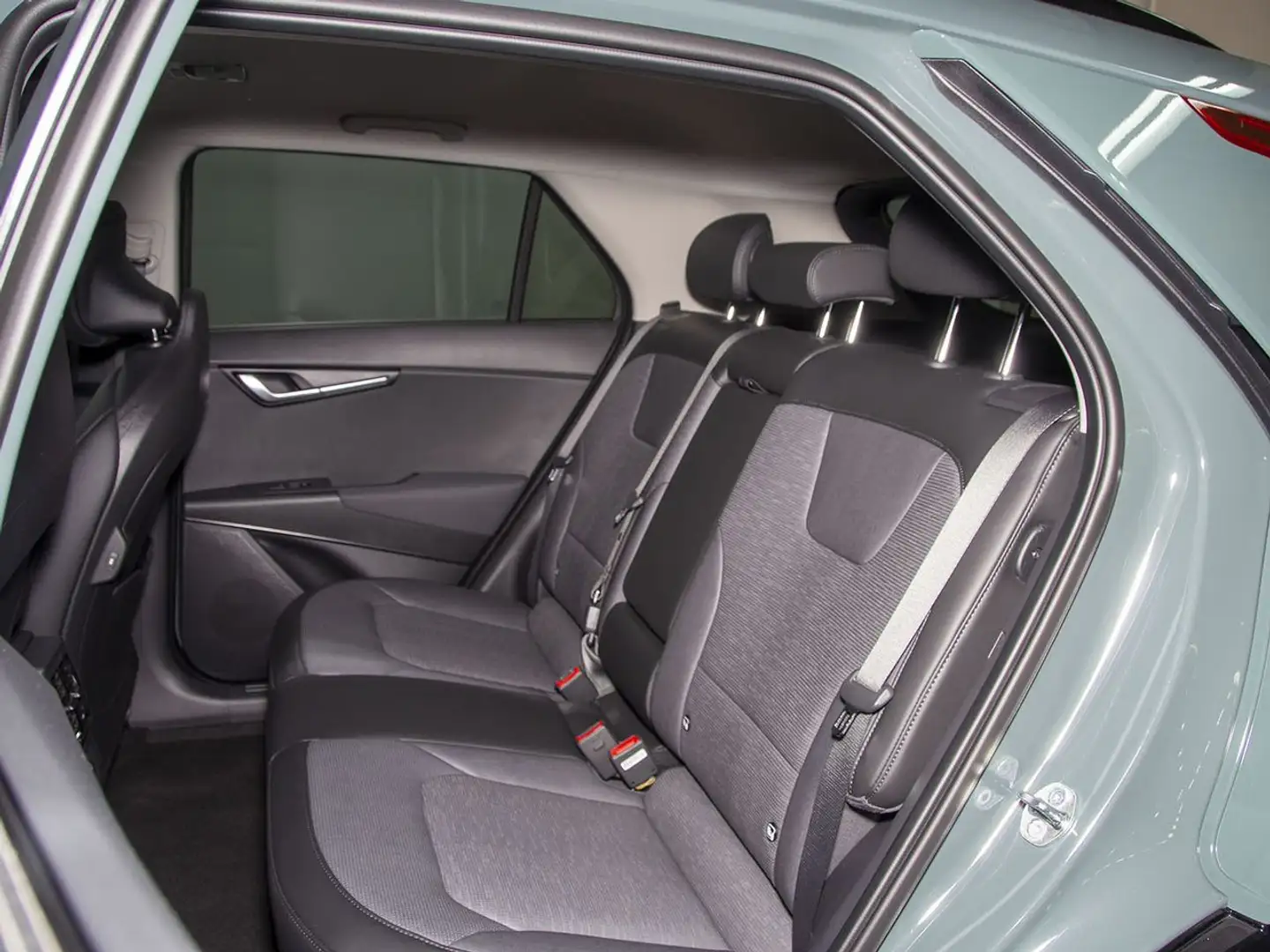 Kia Niro BEV 65KWH 150KW E-NIRO EMOTION 204 5P (PACK LUXURY Verde - 2
