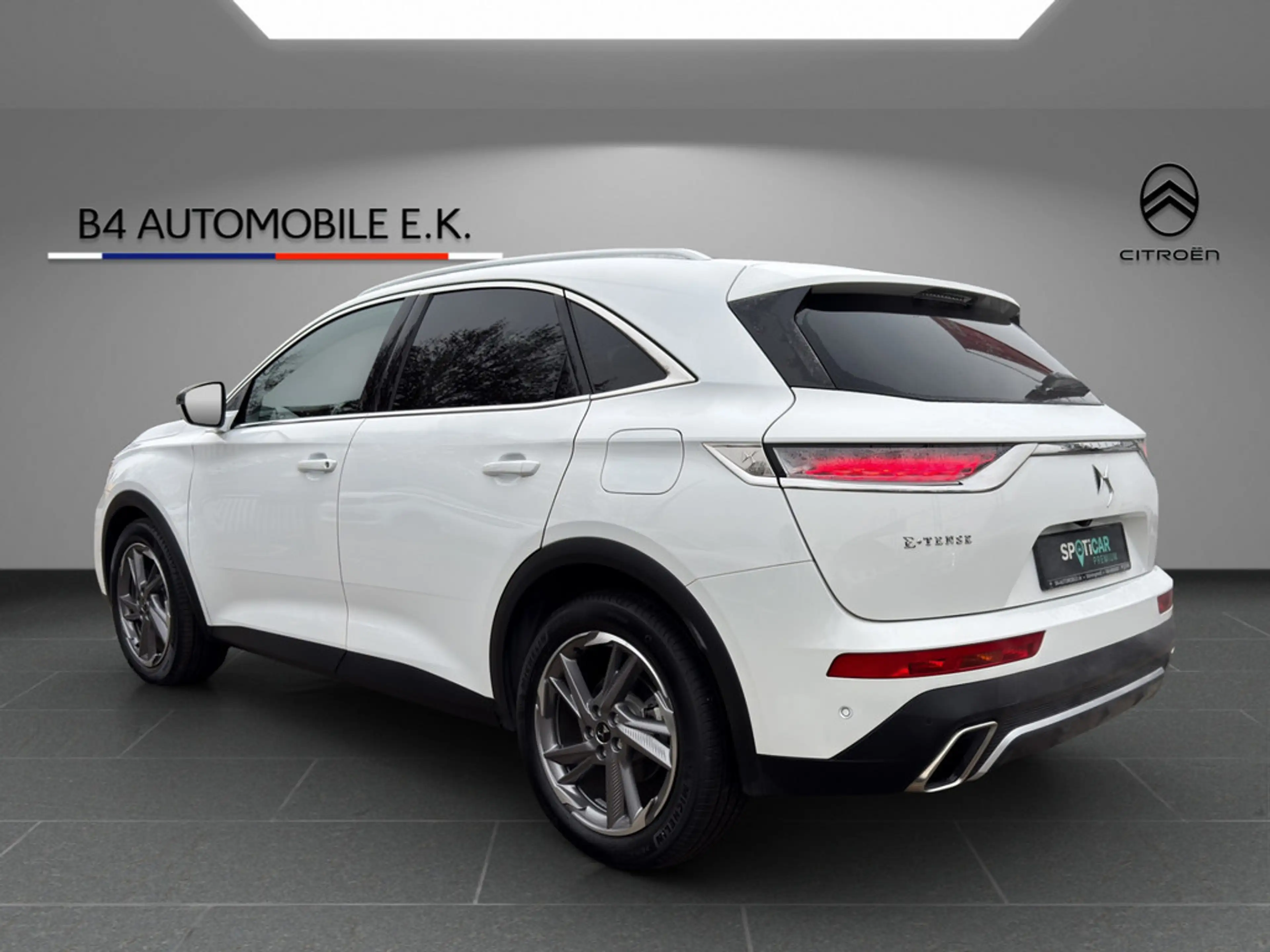 DS Automobiles DS 7 1.6 E-Tense 225 Bastille + LEDER & PANO — photo 7