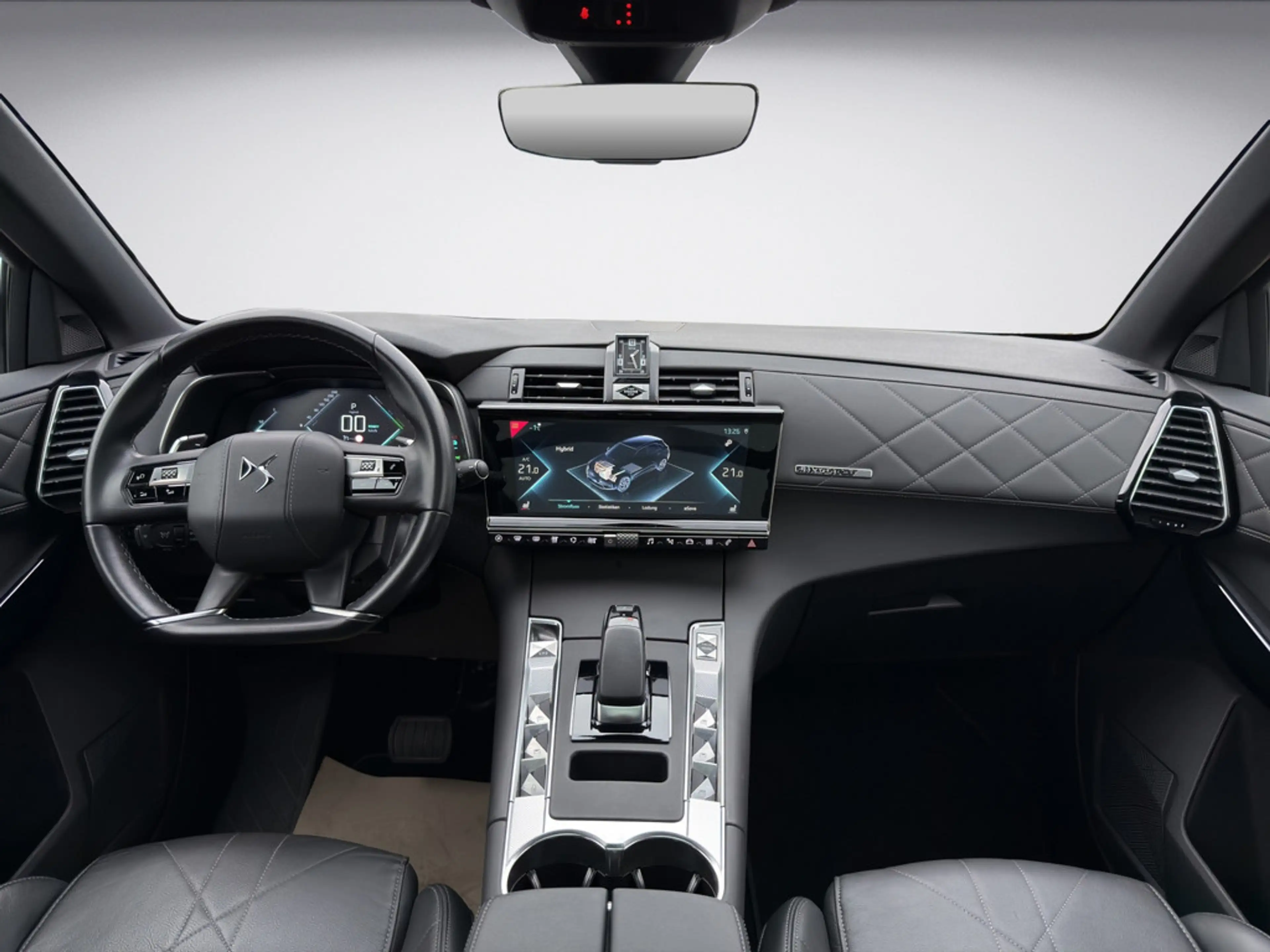 DS Automobiles DS 7 1.6 E-Tense 225 Bastille + LEDER & PANO — photo 12