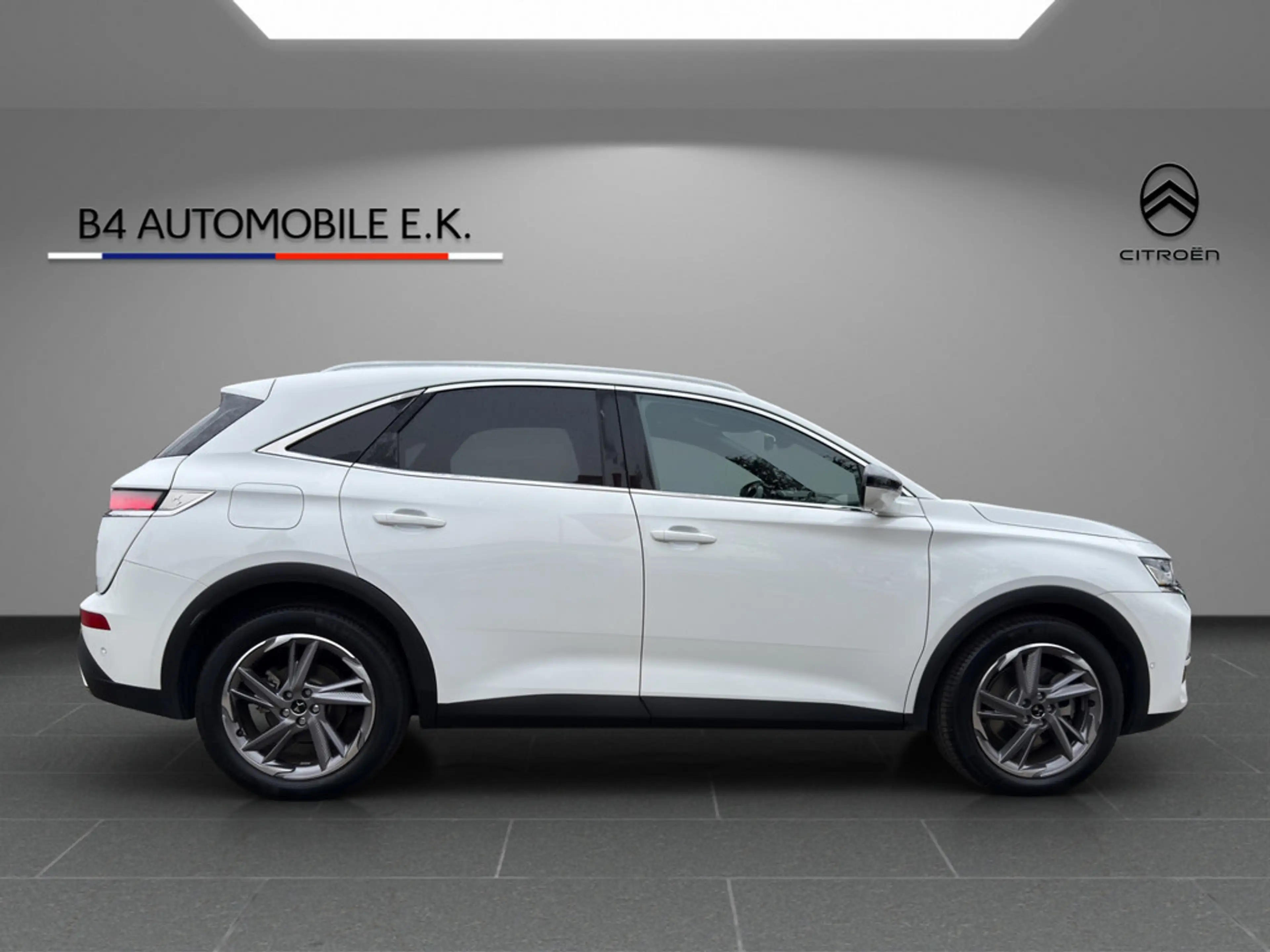 DS Automobiles DS 7 1.6 E-Tense 225 Bastille + LEDER & PANO — photo 4