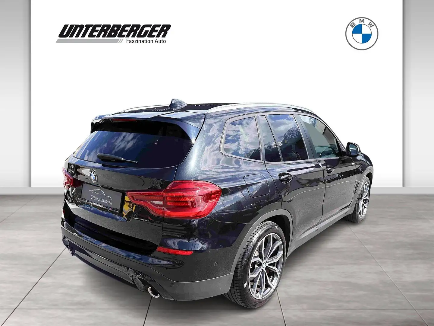 BMW X3 xDrive20d M-Sport Schwarz - 2