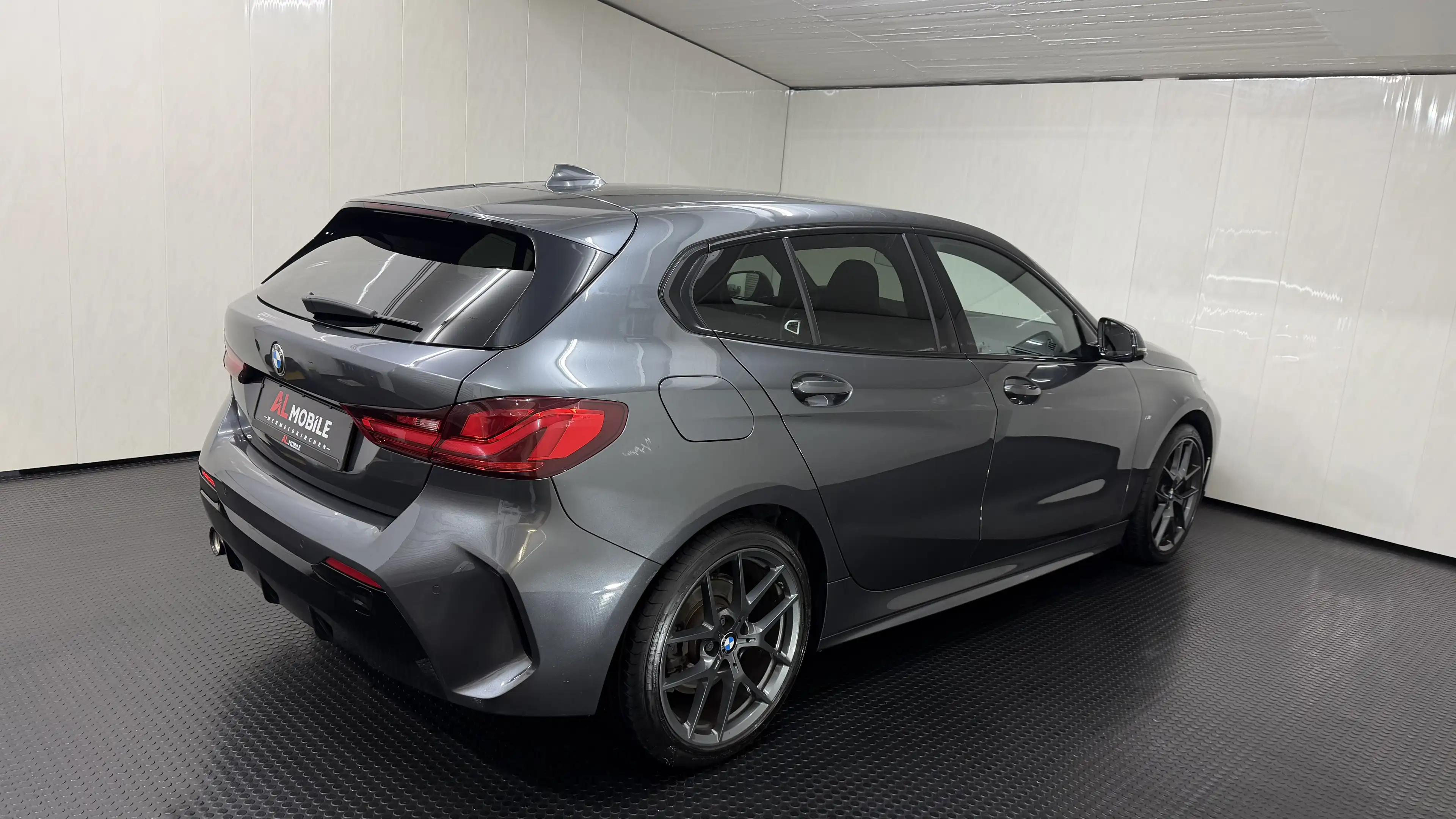 BMW 118 118 i M Sport LED*NAVI*SHZ*TEMP*PDC*SP-SITZE — photo 6