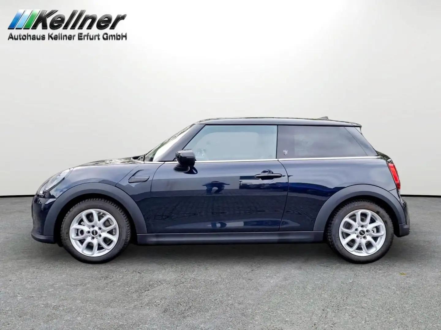 MINI Cooper 1.5 Yours Trim Leder+Navi+R-Kamera+LED+D Noir - 2
