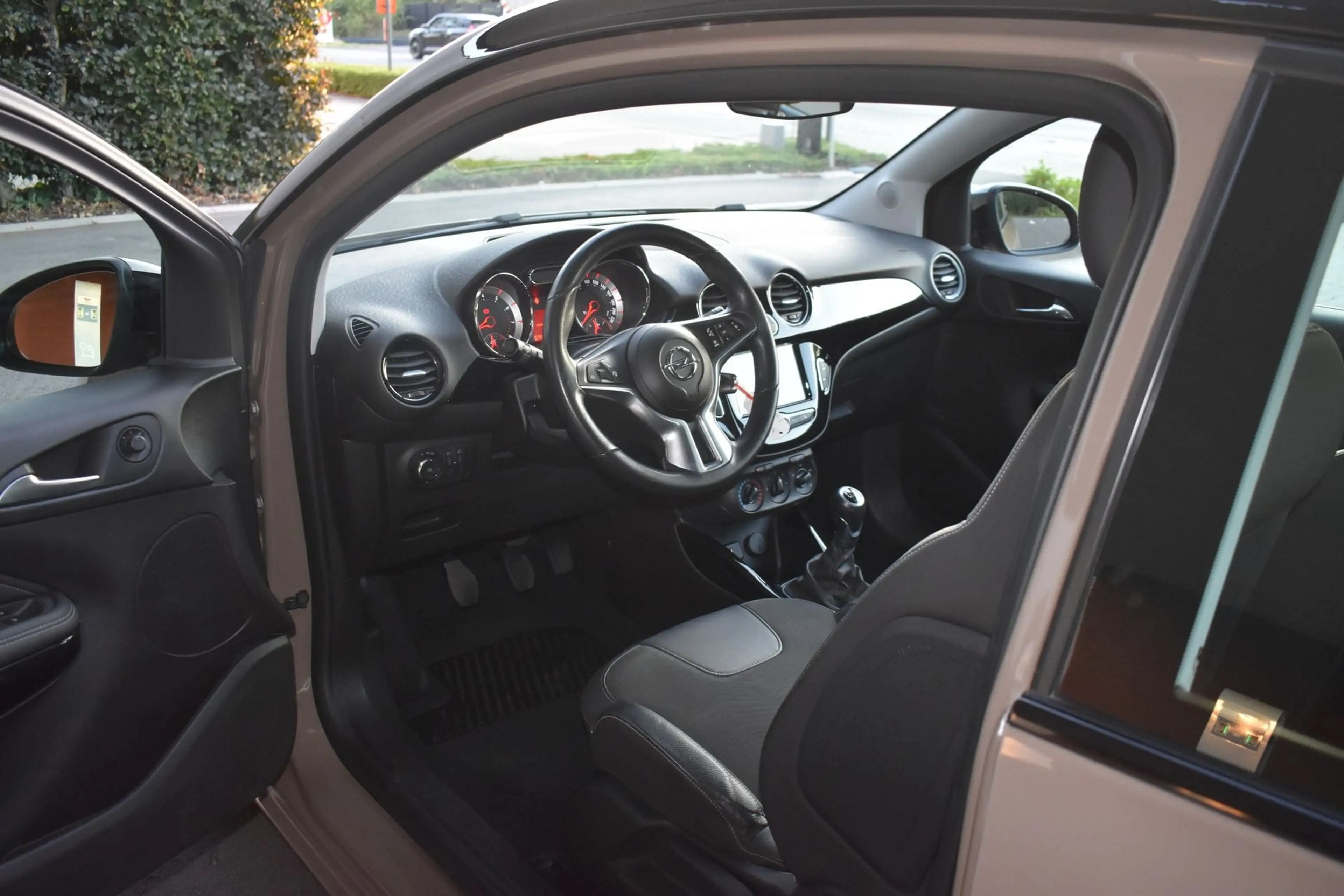 Opel Adam 1.2 JAM *Navigatie*CarPlay*Parkeersensoren*CruiseControl — photo 9