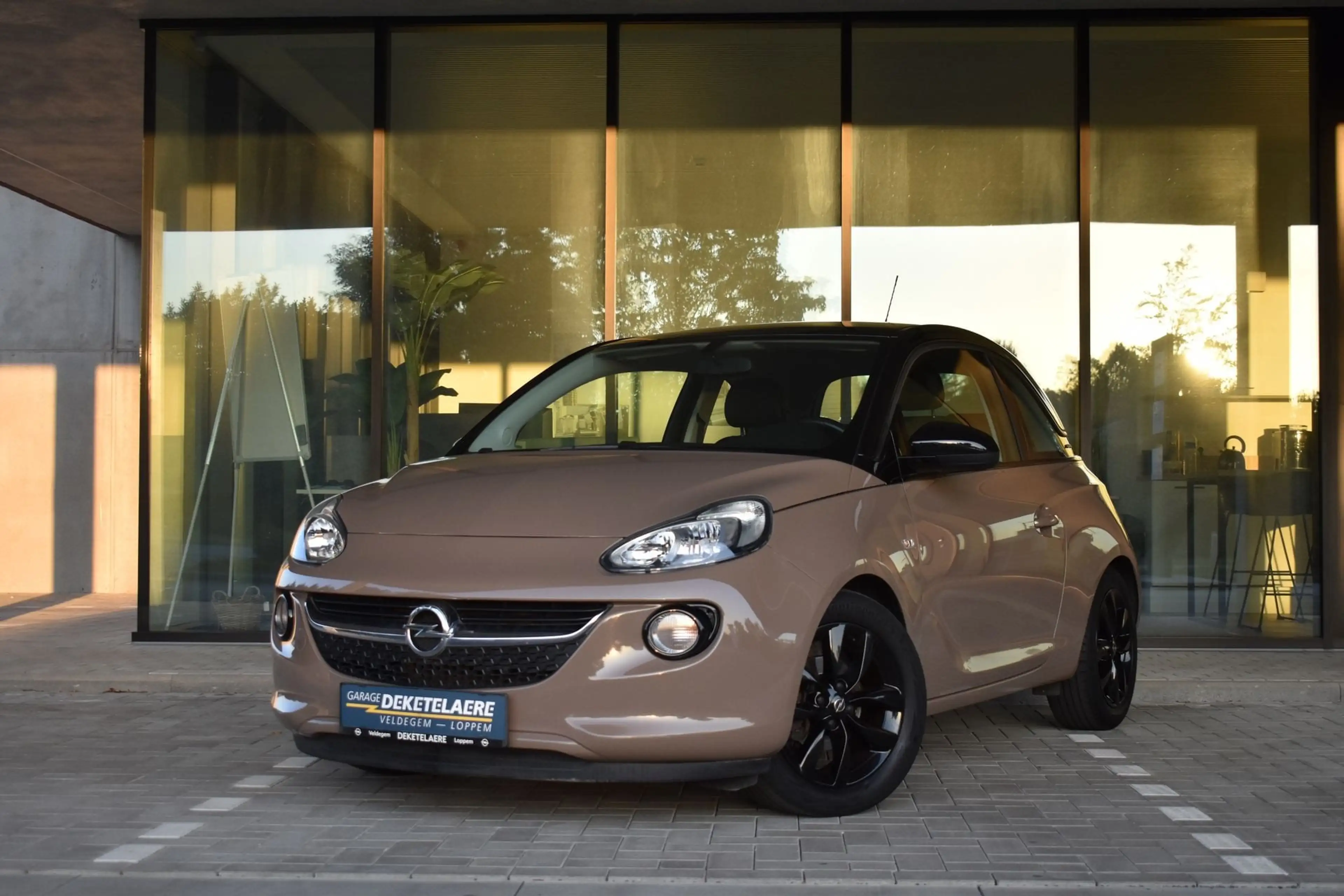 Opel Adam 1.2 JAM *Navigatie*CarPlay*Parkeersensoren*CruiseControl